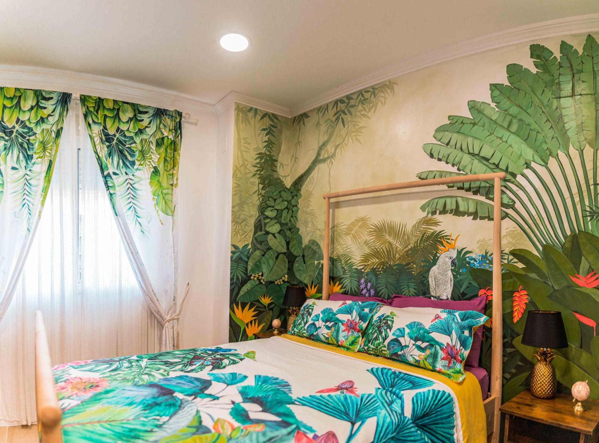 Artistic Flat Next To Ruzafa Welcome To The Jungle Valencia Exteriör bild
